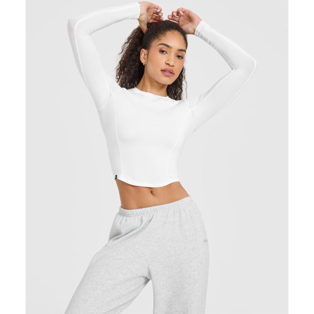 New Oner Active Mellow Soft Mid Longsleeve Top in White Size Small